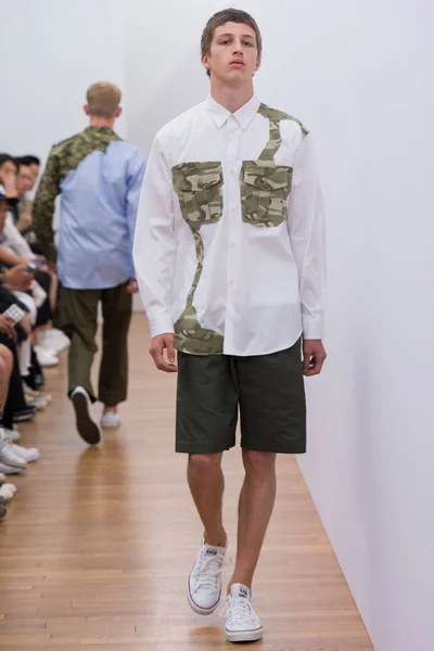 Look 12
